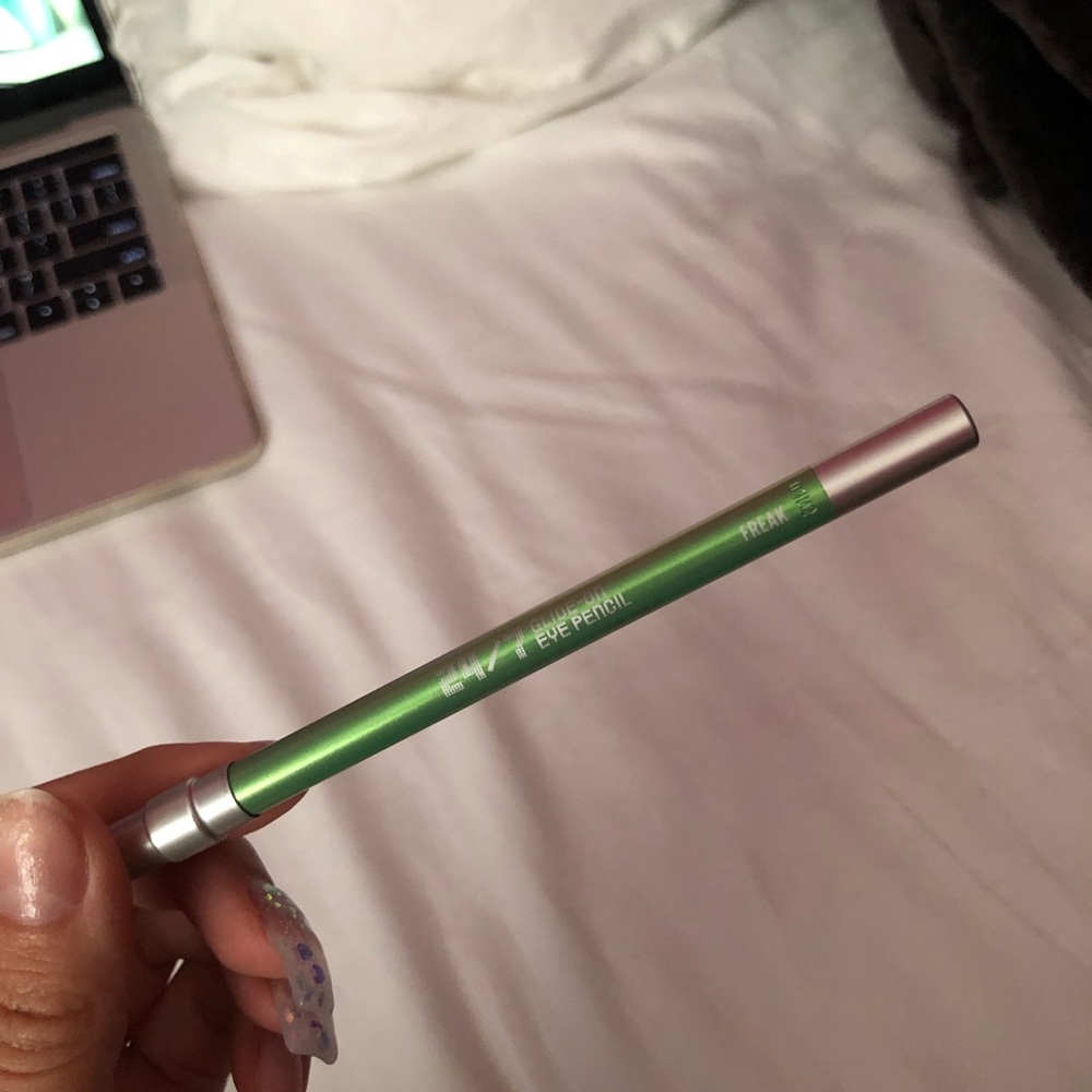 Urban Decay 24/7 Glide On Eyeliner- Freak
